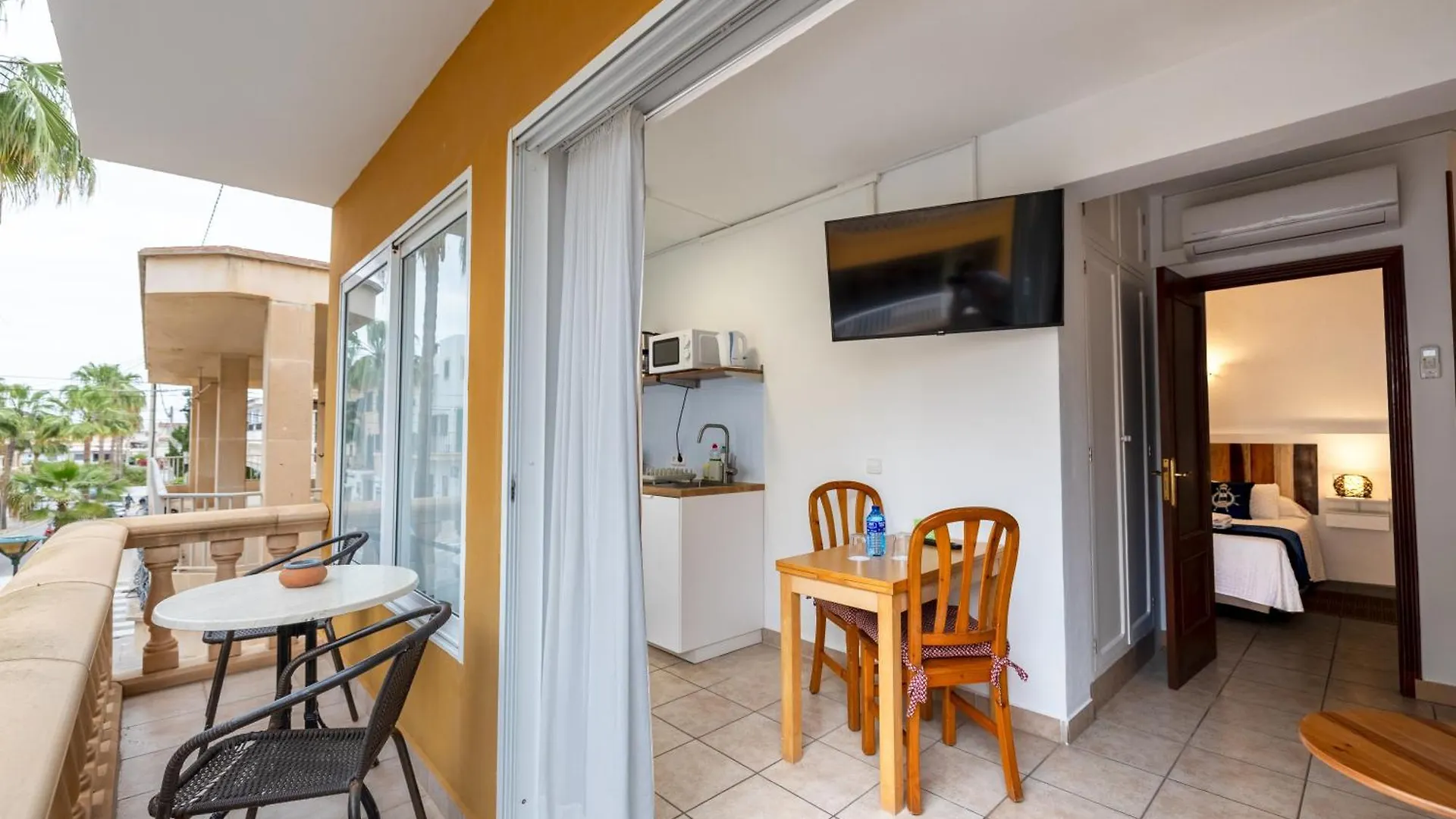 Hostal Doris - Adults Only Colonia de Sant Jordi 2*,  Spain